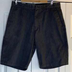 Men's Volcom Shorts Dark Gray Flat Front Chino Skate Surf Size 32